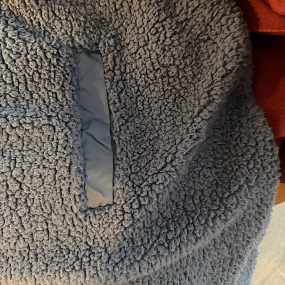 UGG Gray Puffer Jacket with Shearling Collar - Picture 6 of 9